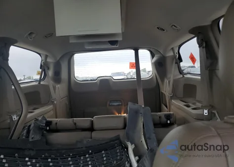 2014 Chrysler Town & Country Touring z USA, uszkodzony, nr VIN 2C4RC1BG7ER270760